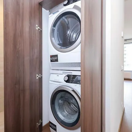 Appartement Sky Park Tower 2, Luxury With Free Parking Bratislava