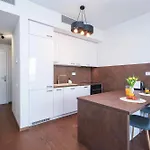 Sky Park Tower 2, Luxury With Free Parking Bratislava