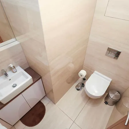 Sky Park Tower 2, Luxury With Free Parking Pressburg
