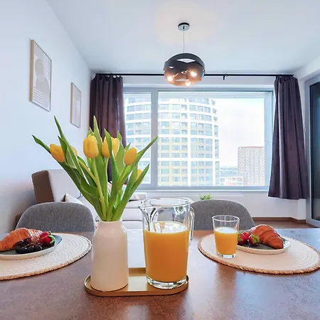 Apartmán Sky Park Tower 2, Luxury With Free Parking