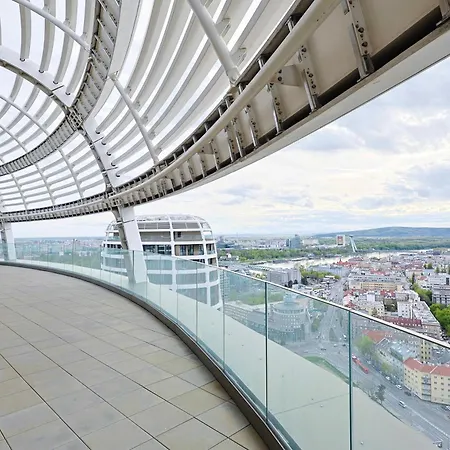 Apartman Sky Park Tower 2, Luxury With Free Parking *