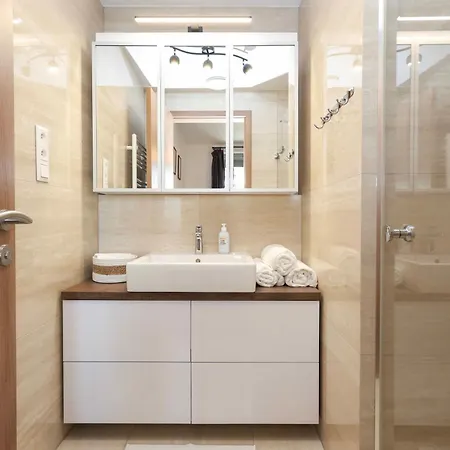 Apartmán Sky Park Tower 2, Luxury With Free Parking *